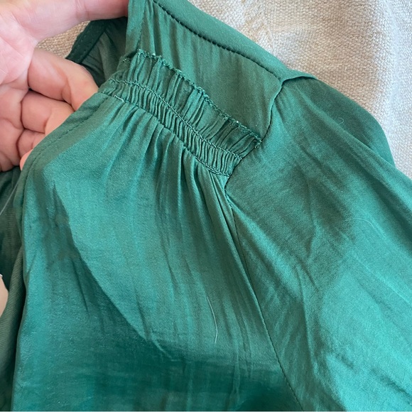 PHILOSOPHY Ruched Emerald Green V Neck Blouse - Picture 2 of 10